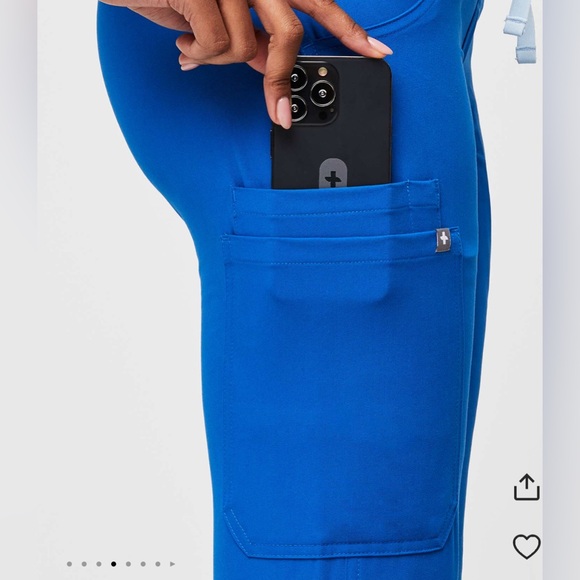 FIGS Kade Scrub Pants - Picture 4 of 8